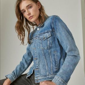 Lucky Brand Jean Jacket!